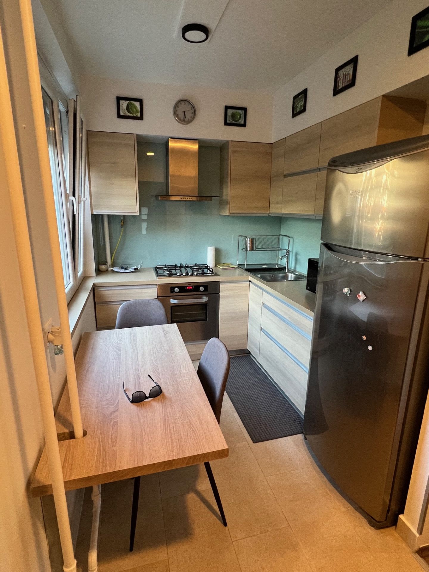 A 13.KERÜLETBEN, A DUNÁHOZ KÖZEL IGÉNYES, 3 SZOBÁS LAKÁS KIADÓ!