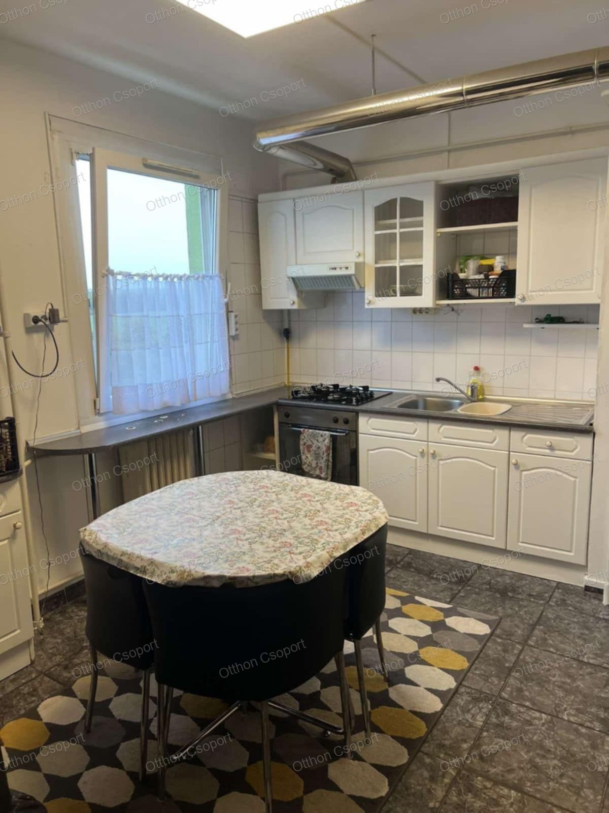 A 17.KERÜLET KÖZPONTJÁBAN 3 SZOBÁS LAKÁS ELADÓ!