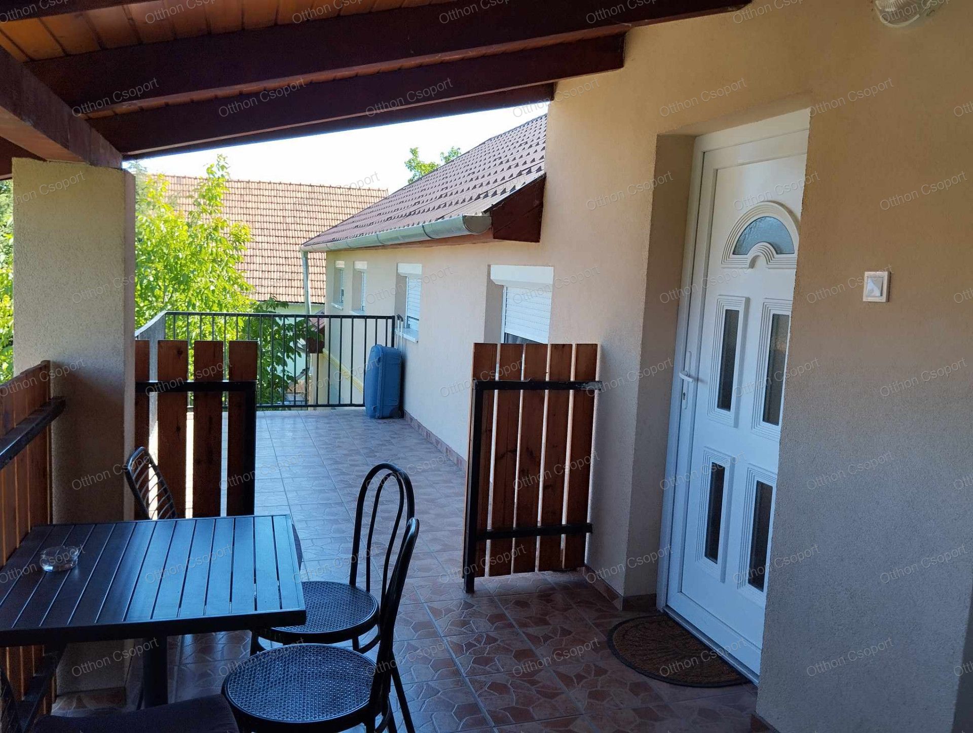 GYÁLON 4 SZOBÁS LAKÁS IGÉNYES MUNKÁSOKNAK KIADÓ