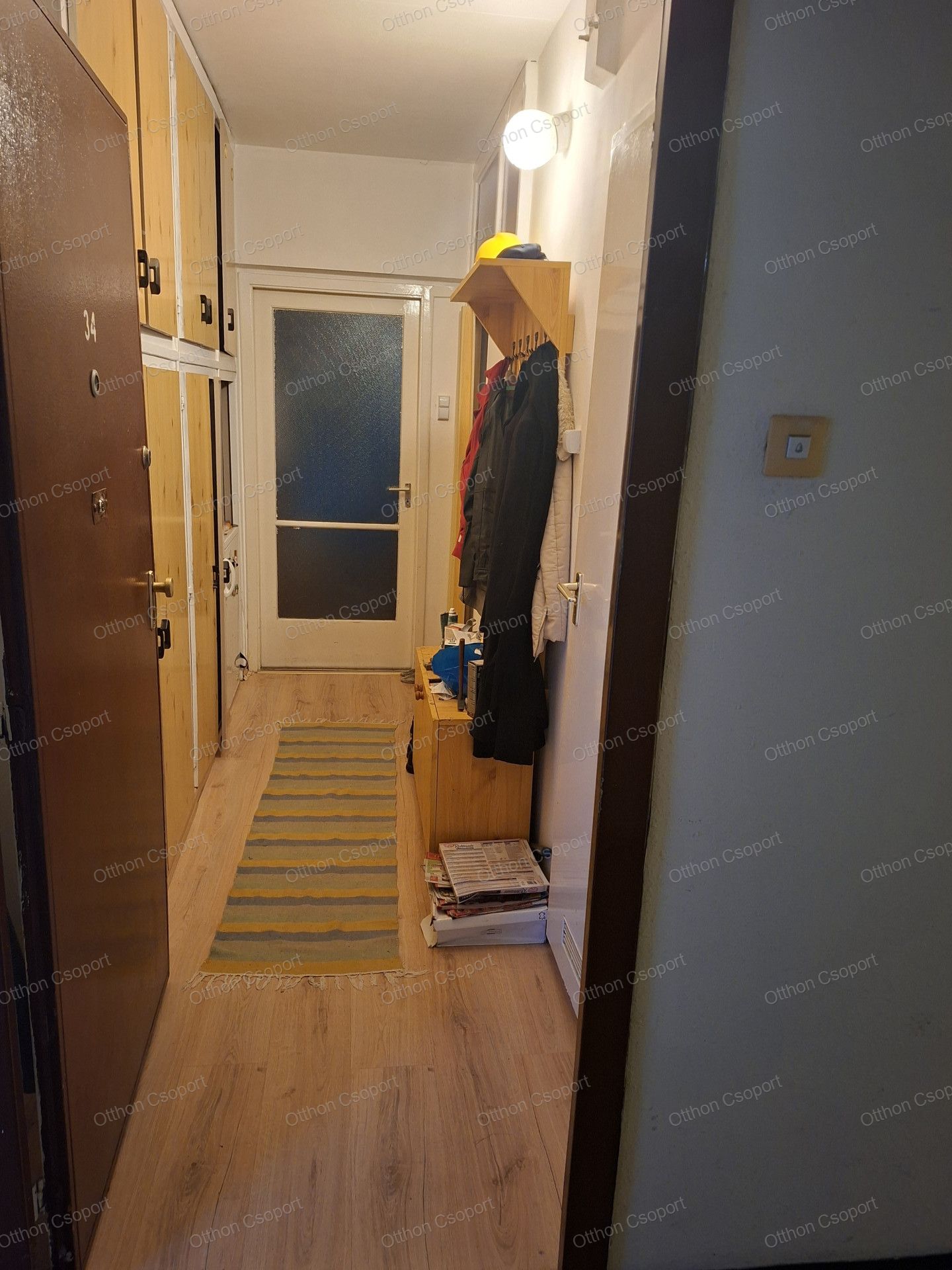 TULAJDONOSTÓL ELADÓ 32 nm garzonlakás Debrecen Angyalföld téren. Keleti fekvés, alacsony rezsi