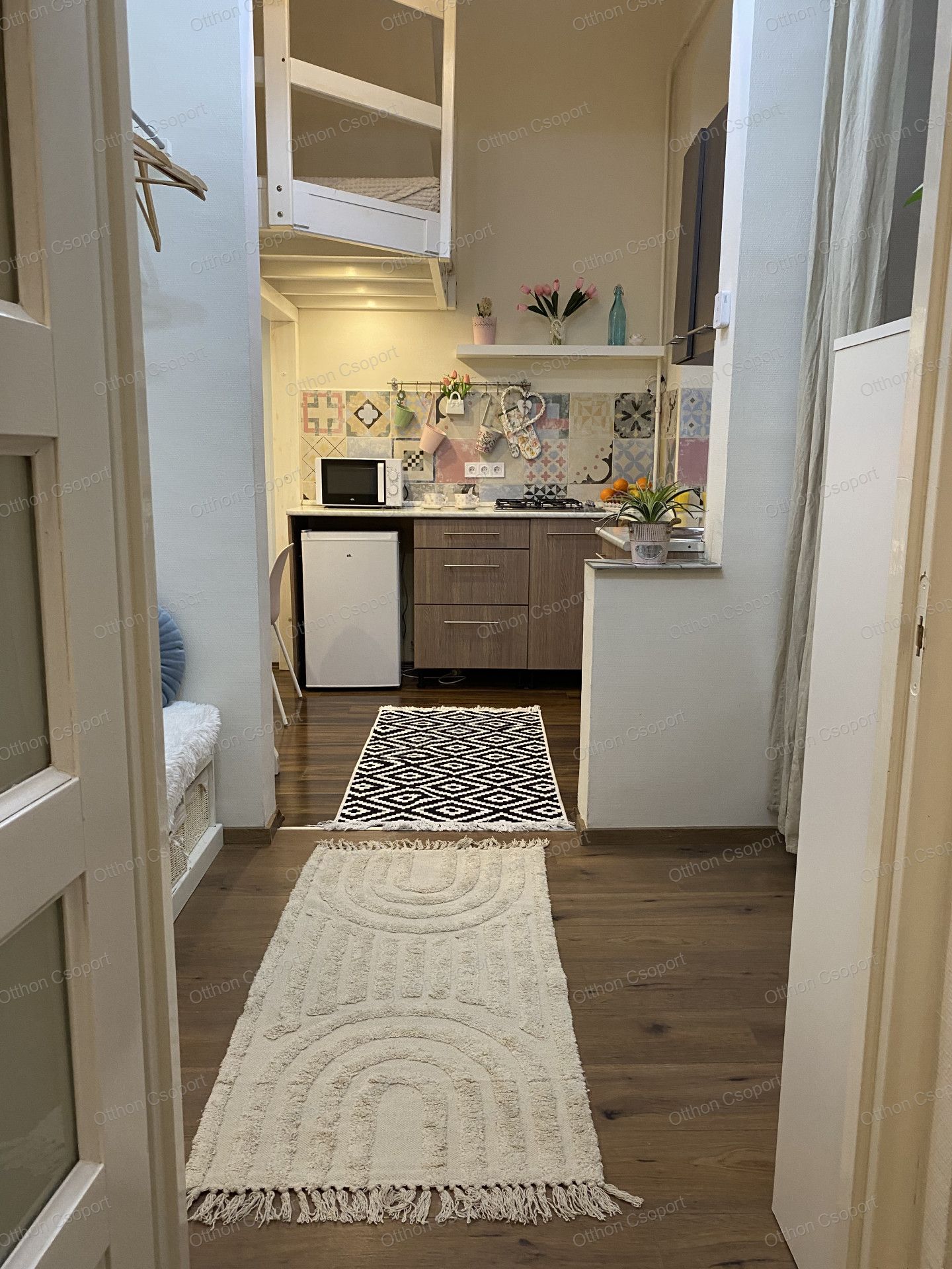 IGÉNYESEN FELÚJÍTOTT TERASZOS LAKÁS KIADÓ VI.KERÜLET BELSŐ TERÉZVÁROSBAN