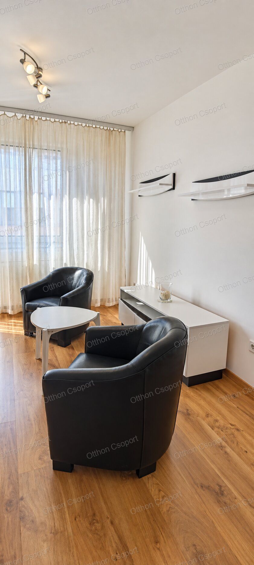  Modern, erkélyes garzon Újpest-központban – az M3 metrótól 5 percre, azonnali költözéssel!     Budapest IV. kerület, Erzsébet utca 32 m² | 1 szoba | 2 m² balkon
