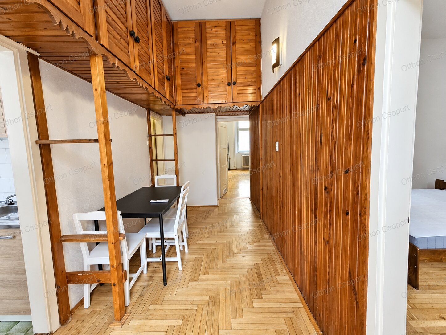  Két külön nyíló szoba, klíma, felújított otthon az M4 közelében – kisállattal és gyermekkel is költözhető!     Budapest VIII. kerület, Kun utca  48 m² | 2 külön nyíló szoba | 3. emelet, lift nélkül