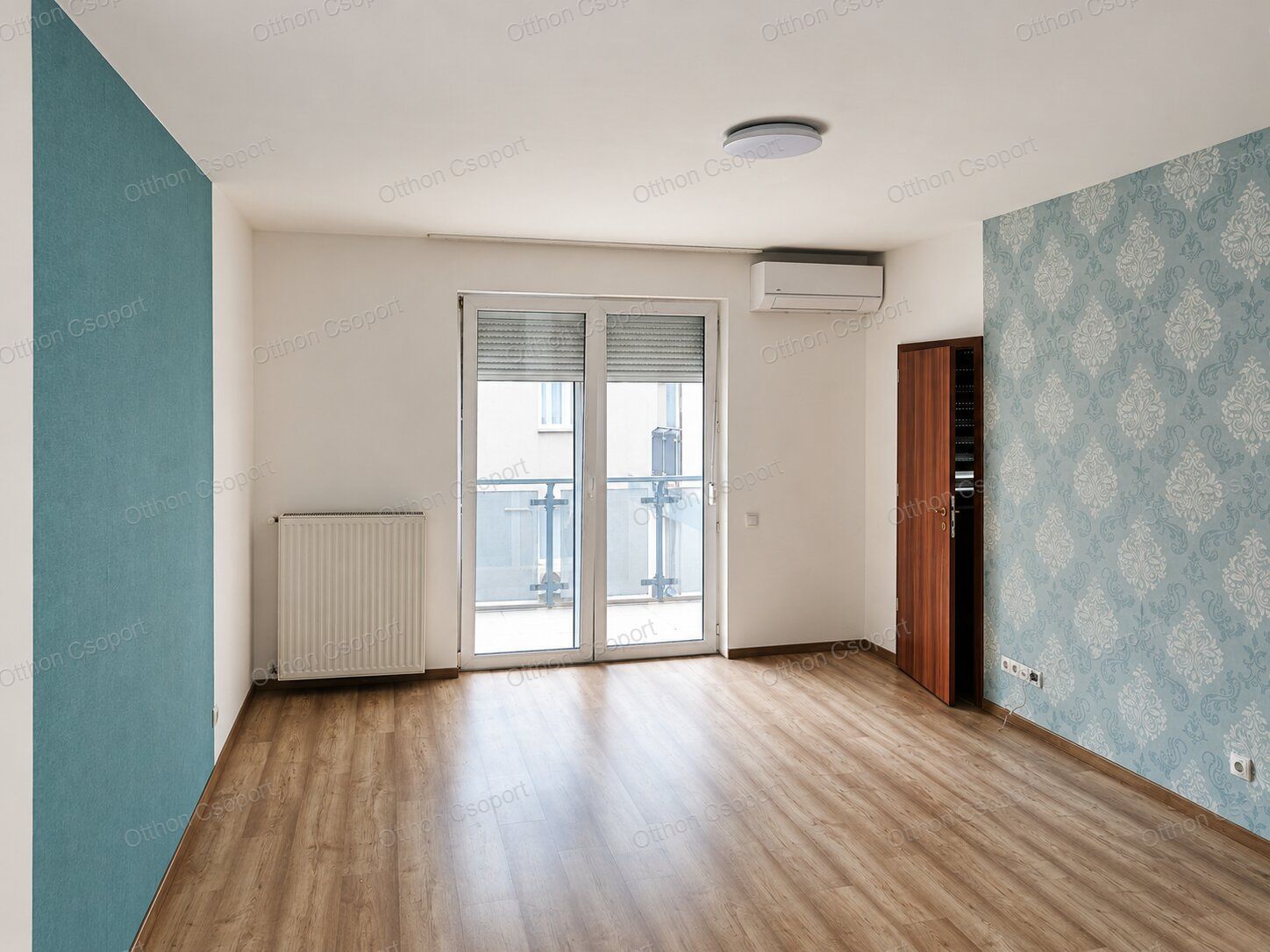 ERKÉLYES, KLÍMÁS LAKÁS ÓBUDÁN – KÖZÖS TETŐTÉRI MEDENCÉVEL!   III. kerület, Tímár utca  Bérleti díj: 275.000 Ft/hó  47 m² + 4 m² erkély | 1 + 2 félszoba  4. emelet, lift van  Azonnal költözhető!
